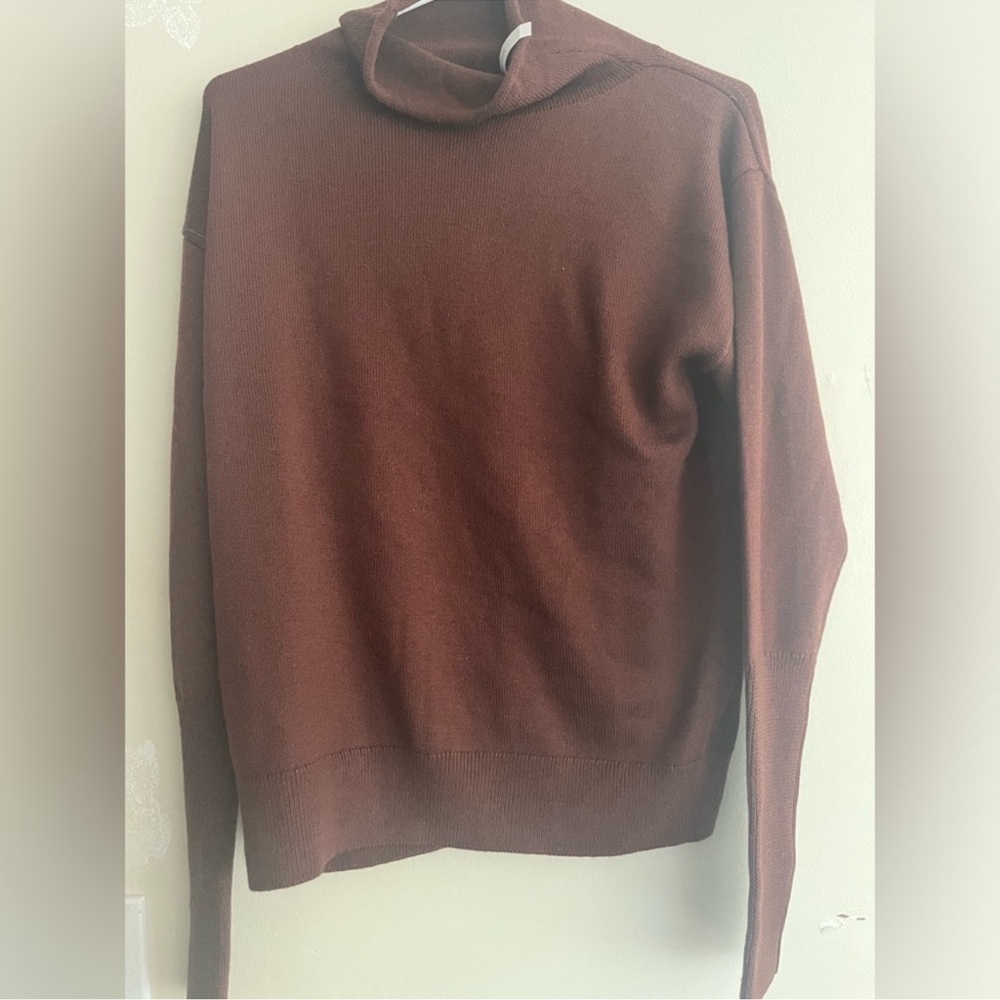Aritzia Wilfred Cyprie Merino wool mock-neck sweater